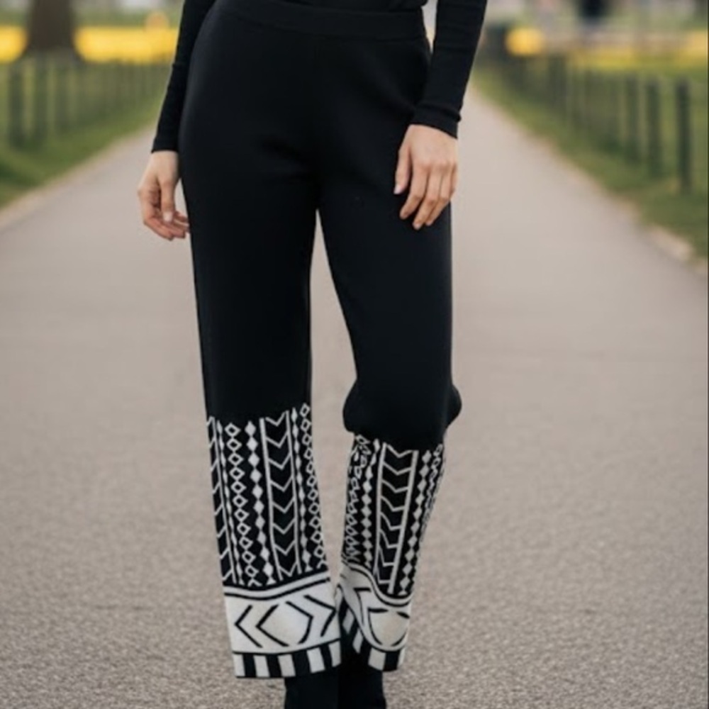 Black Knit Wide-Leg Pants with Geometric Hem